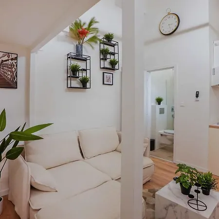 Greenlight Gallery By Newave Apartament *