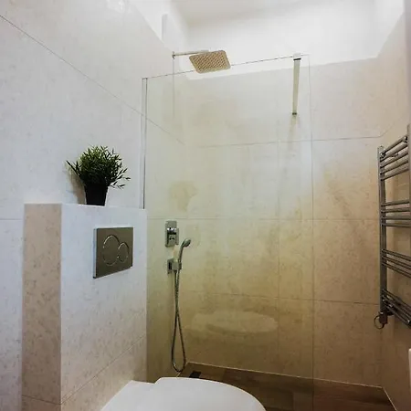 Greenlight Gallery By Nw Apartamento Budapeste