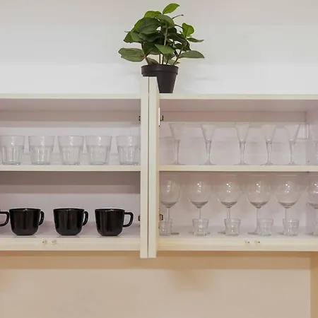 Greenlight Gallery By Newave